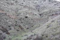 Dry stone masonry retaining wall